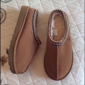 UGG TASMAN shoes